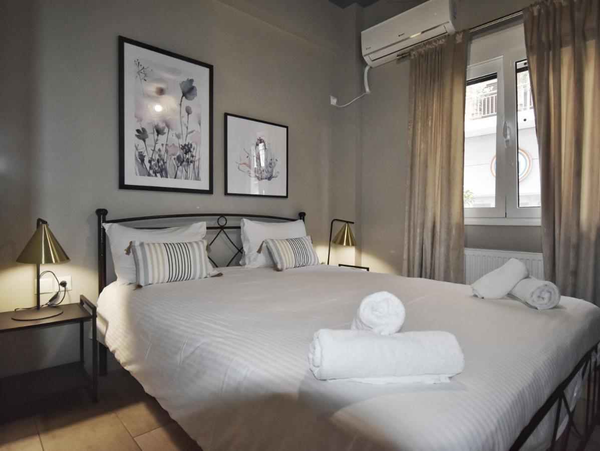 Petite Apartment Athènes Extérieur photo